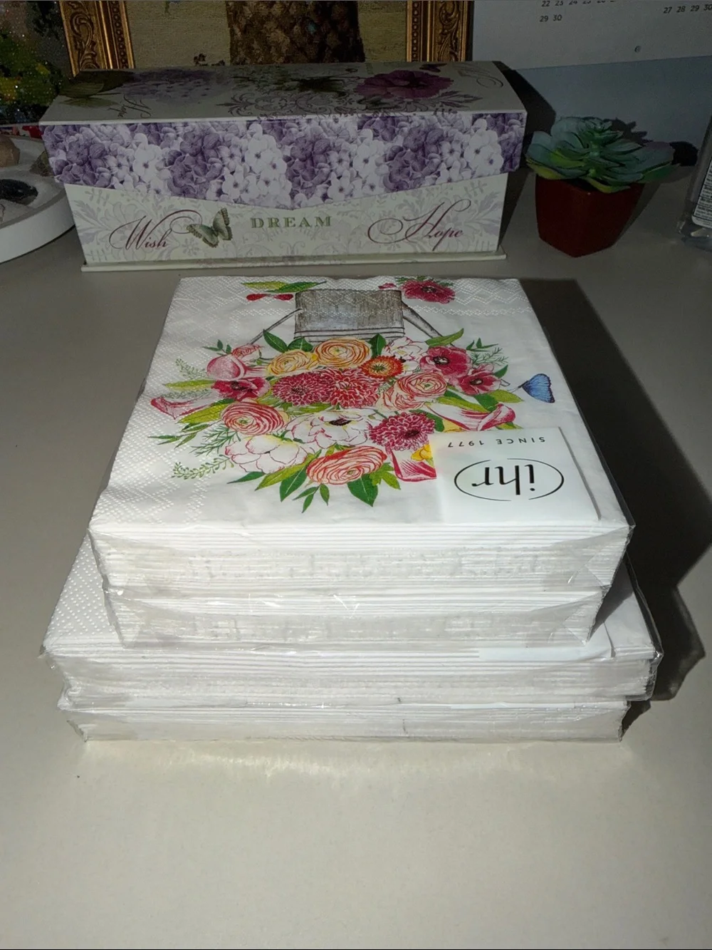 ihr White Pink Yellow Green Watering Can Floral Bouquet Napkins x 4 packs